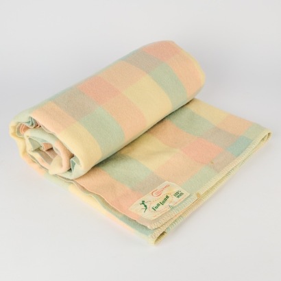 A Carissma Fontana Travel Rug