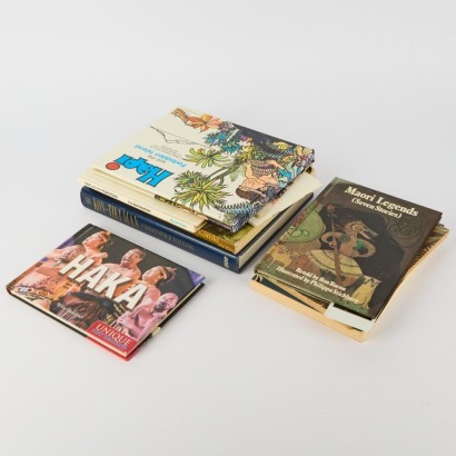 A Collection of Ten Maori Themed Books