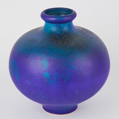 An Ann De Lautor Vase