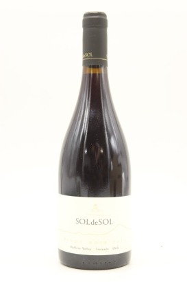 (1) 2012 Vina Aquitania Sol de Sol Pinot Noir, Traiguen