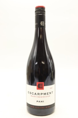 (1) 2020 Escarpment Pahi Pinot Noir, Martinborough