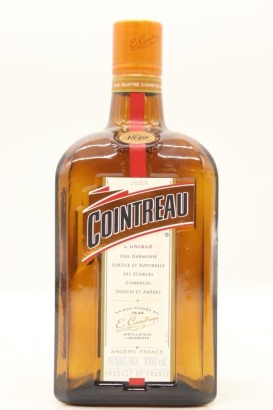 (1) Cointreau Liqueur, France, 40% ABV, 1000ml