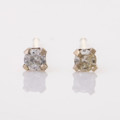 14ct White Gold, 2.20mm Diamond Stud Earrings
