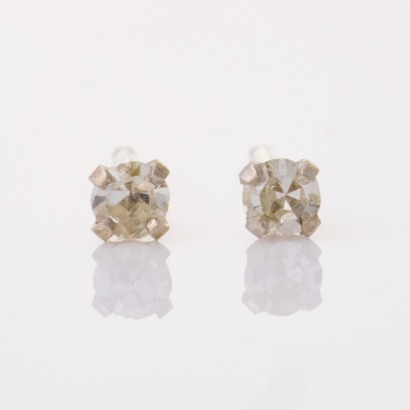 14ct White Gold, 2.40mm Diamond Stud Earrings
