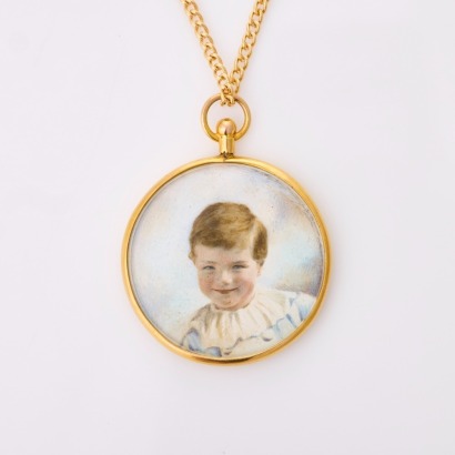 18ct Yellow Gold, Photo Locket on 44cm Gold Plated Chain