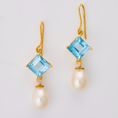 14ct Yellow Gold, Square Cut Topaz / Drop Shaped Pearl / .03ct Diamond Drop Earrings - Near new