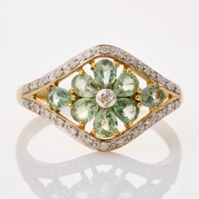 9ct Yellow Gold, Pear Cut Light Green Stone / Diamond Cluster Dress Ring