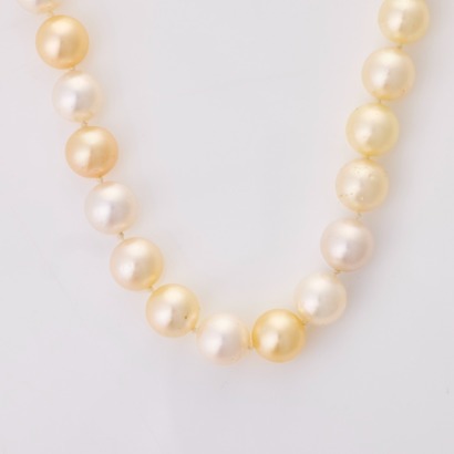 Autore, White / Golden South Sea Pearl Strand Necklace, with 18ct Yellow Gold Clasp