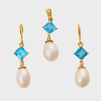 14ct Yellow Gold, Blue Topaz / White Pearl / 0.04ct Diamond Set