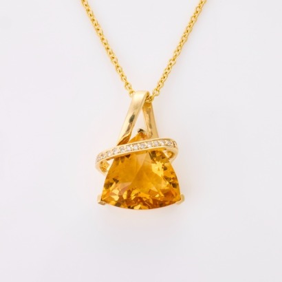 18ct White Gold, Trilliant Cut Citrine / .07ct Diamond Pendant on 43cm, 14ct Yellow Gold, Cable Link Chain