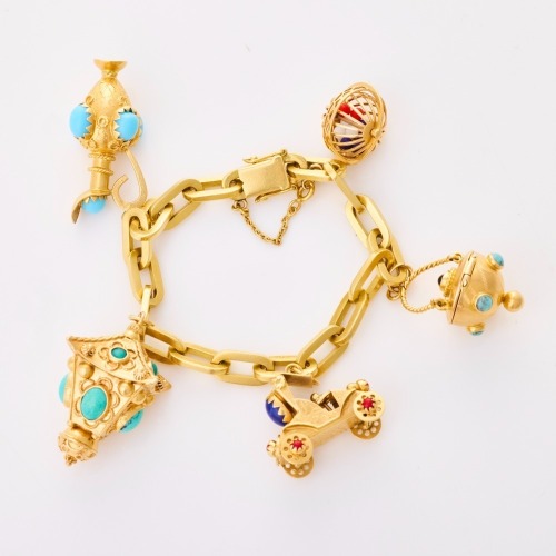 18ct Yellow Gold, Charm Bracelet with Five Elaborate Large Charms