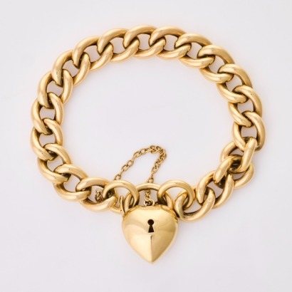 9ct Yellow Gold, 19cm Hollow Curb Link Bracelet with Puff Heart