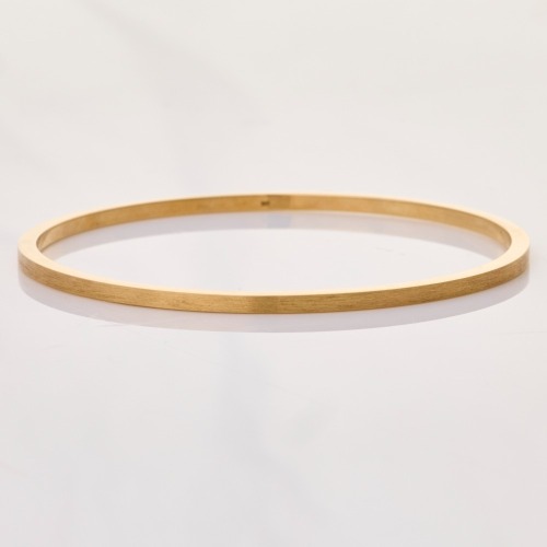 9ct Yellow Gold, 2.5mm Wide Solid Bangle - Near new