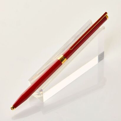 S.T. Dupont Classique, Red Chinese Lacquer and Gold Plated Ballpoint Pen