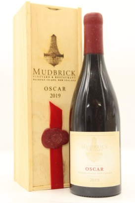 (1) 2019 Mudbrick Vineyard Oscar, Waiheke Island (GB)