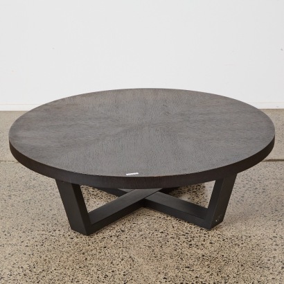 A Xilos Coffee Table in the Style of Antonio Citterio