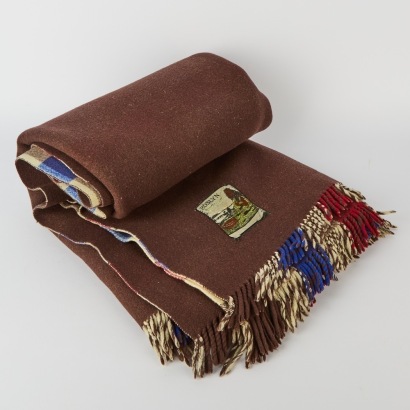 A Rare Roslyn Wahine Label Woollen Travel Rug