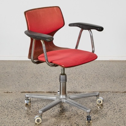 A Midcentury Office Chair Af