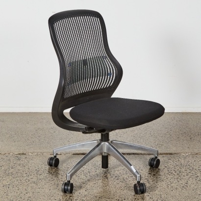A Knoll Desk Chair