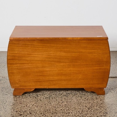 An Art Deco Mahogany Blanket/Glory Box