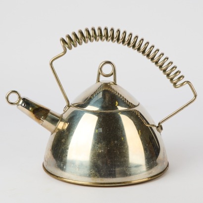 A Vintage Menastyl Collection Cruisson Whistling Kettle