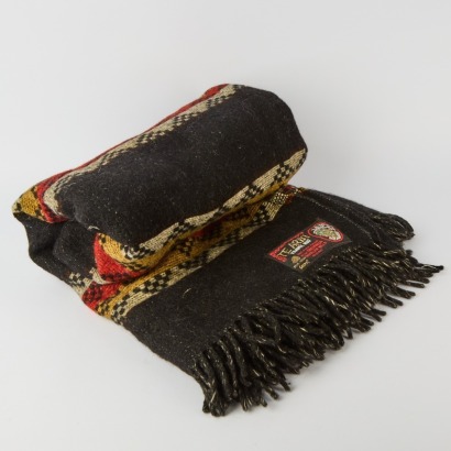 An Extremely Rare Black Melange Wool Te Ariki Onehunga Woollen Mills Travel Rug