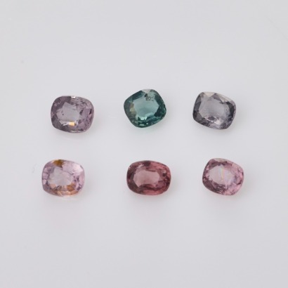 Parcel of 6 Loose, 2.95ct Cushion Cut Spinels