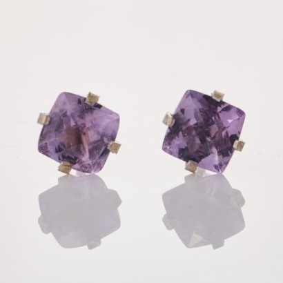 14ct White Gold, 5.0mm Amethyst Stud Earrings