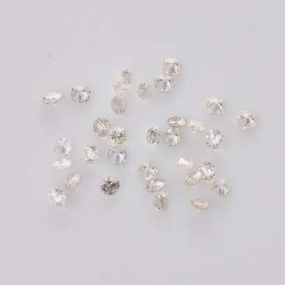 Parcel of 32 Loose Round Brilliant Cut Diamonds (2mm each)