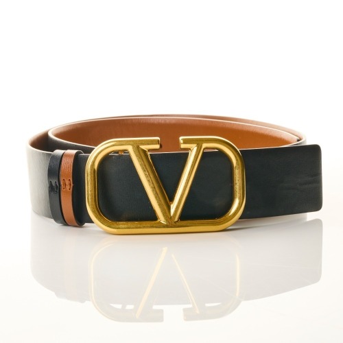 Valentino Garavani, Tan / Black Reversible Belt, Size 85 / 34