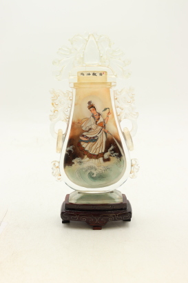 A Chinese inner-painted crystal glass guanyin handled vase