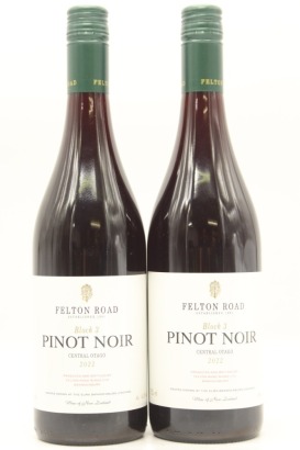(2) 2022 Felton Road Block 3 Pinot Noir, Bannockburn [JR17]