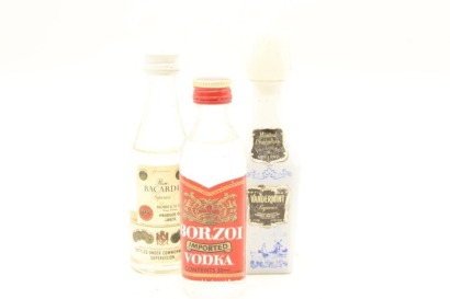 (1) Mixed Miniatures, 3 Bottles Sold as One Lot