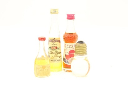 (1) Mixed Miniatures, 4 Bottles Sold as One Lot