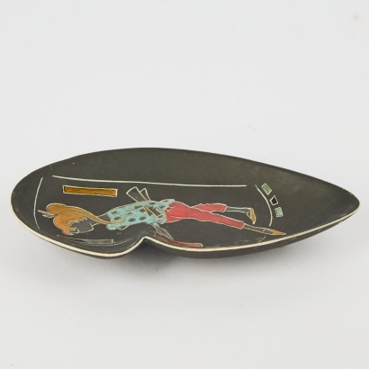 A Keto Keramik Ceramic Dish