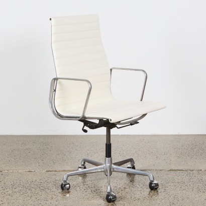 An Aluminium Group Executive Chair by Charles & Ray Eames For ICF
