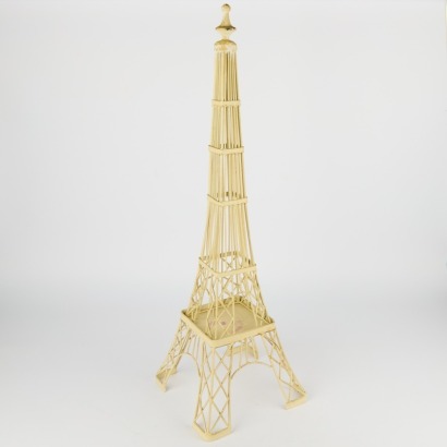 An Eiffel Tower Decorative Display Piece