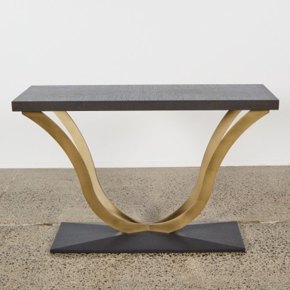 An Opera Contemporary Console, Italy
