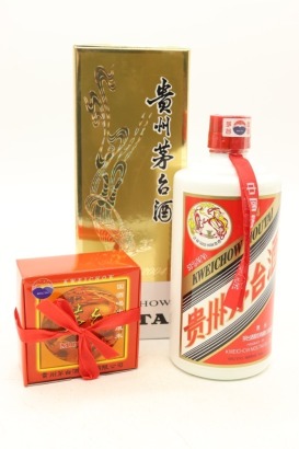 (1) 2004 Kweichow Flying Fairy Moutai with two glasses, 53% ABV, 500ml (GB)