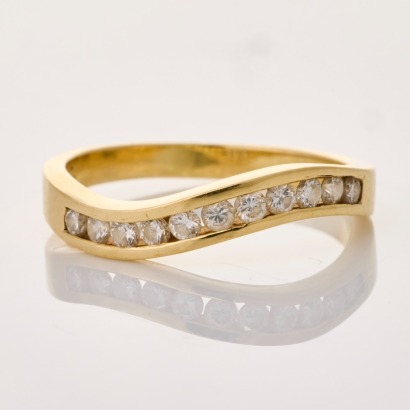 14ct Yellow Gold, 0.27ct Diamond Curved Band
