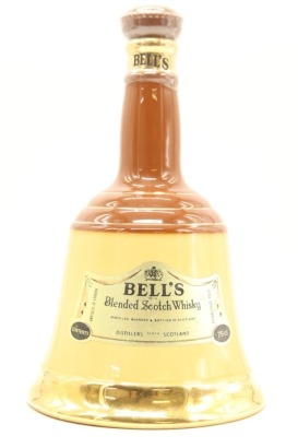 (1) Bell's Specially Selected Duty Free Blended Scotch Whisky Decanter, 43% ABV, 750ml