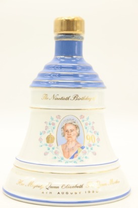 (1) Bell's 'The Queen Mother 90th Birthday Commemorative Decanter - 1990' Blended Scotch Whisky Decanter, 43% ABV, 750ml