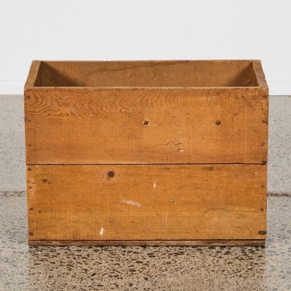 A &ldquo;Big Tree&rdquo; Gasoline Crate from New Zealand, Paterson & Co., Established 1886
