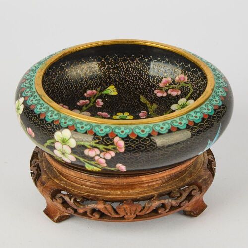 A Chinese Early 20th Century Cloisonn&eacute; Enamel &lsquo;Flower and Bird&rsquo; Brush Washer （Original Wood Stand）