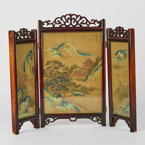 A Chinese Landscape Painting Table Screen