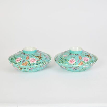 A Pair of Chinese Qing Dynasty Guangxu Famille-rose 'Bird and Flower' Covered Bowls (Yongqing Changchun) (Dayazhai)