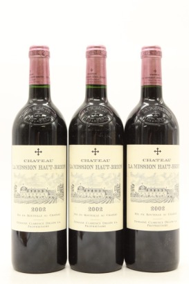 (3) 2002 Chateau La Mission Haut-Brion, Pessac-Leognan &diams;