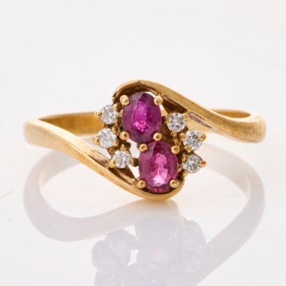 9ct Yellow Gold, Vintage, Oval Ruby / .06ct Diamond Ring