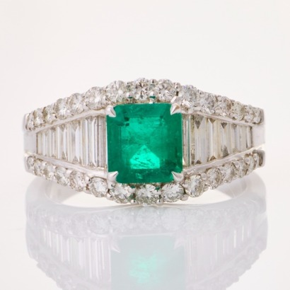 18ct White Gold, 1.02ct Emerald / 1.25ct Diamond Ring