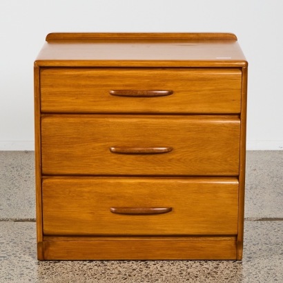 A Mid-Century Rimu Bedside Chest of Drawers